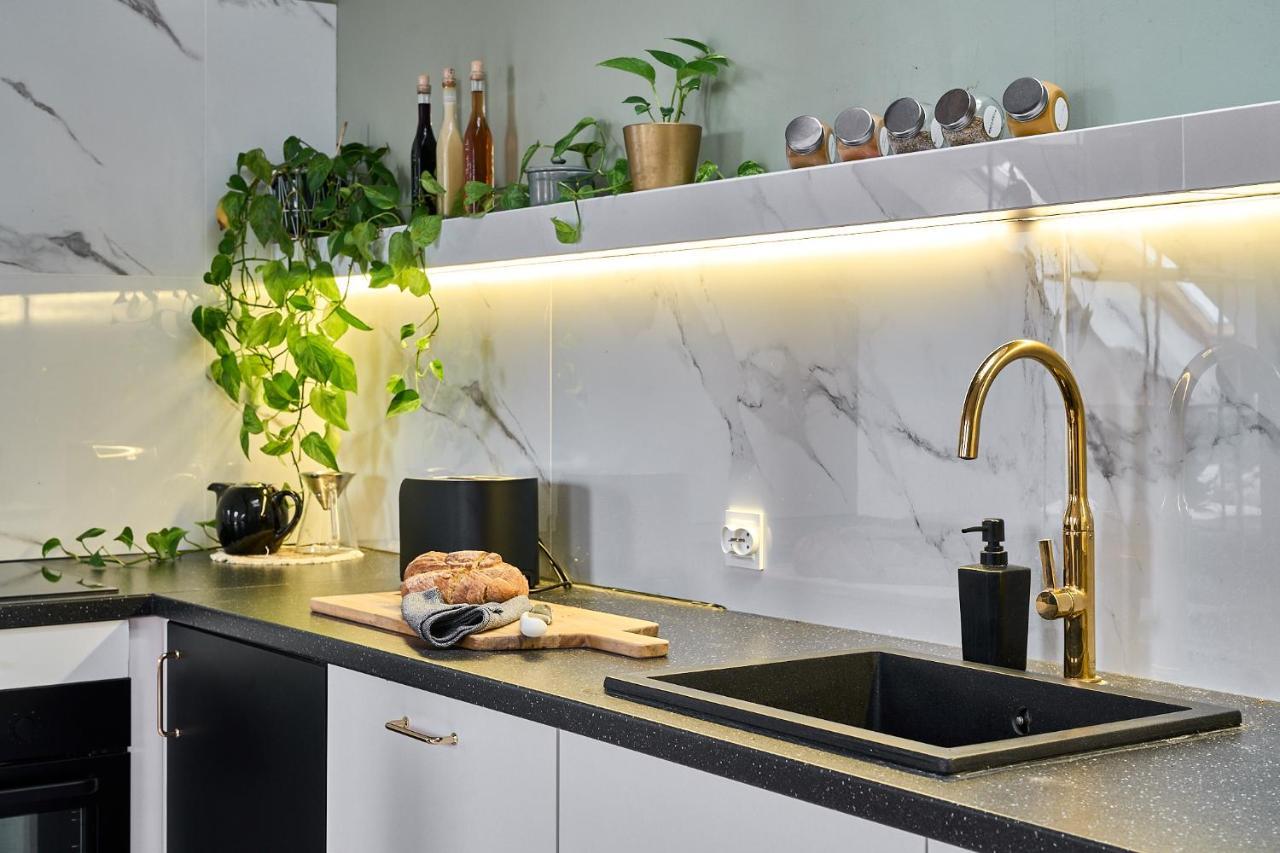 Apartament Flowers - Centrum Poznania מראה חיצוני תמונה